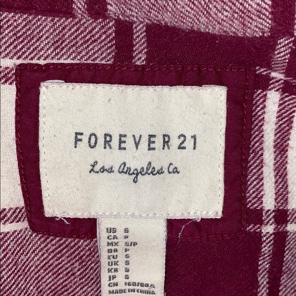 Checkered flannel - Picture 3 of 3